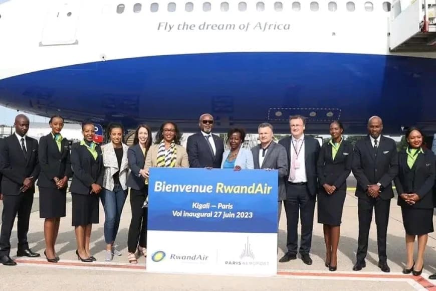 RwandAir yakoze urugendo rwa mbere rujya i Paris