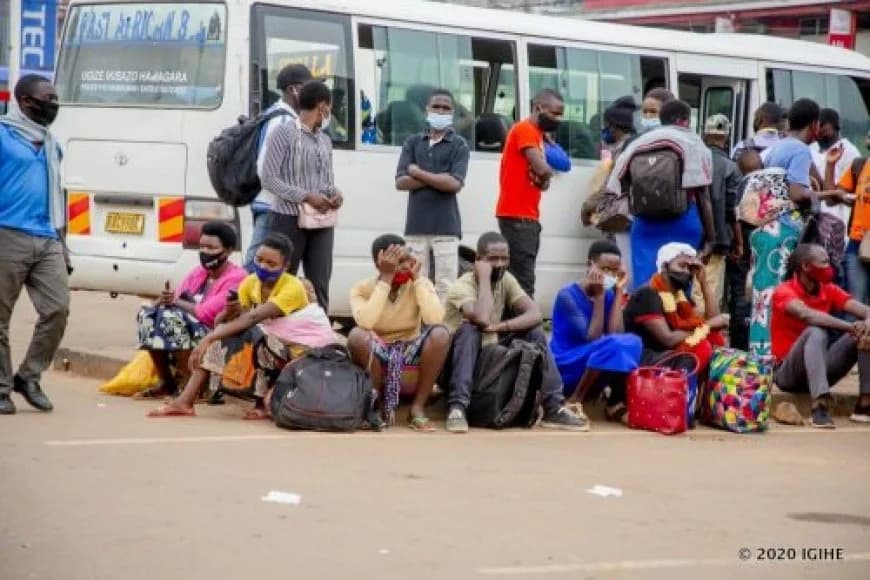 Umuti w'ibibazo bya taransiporo y'u Rwanda mu mboni z'Umwanditsi