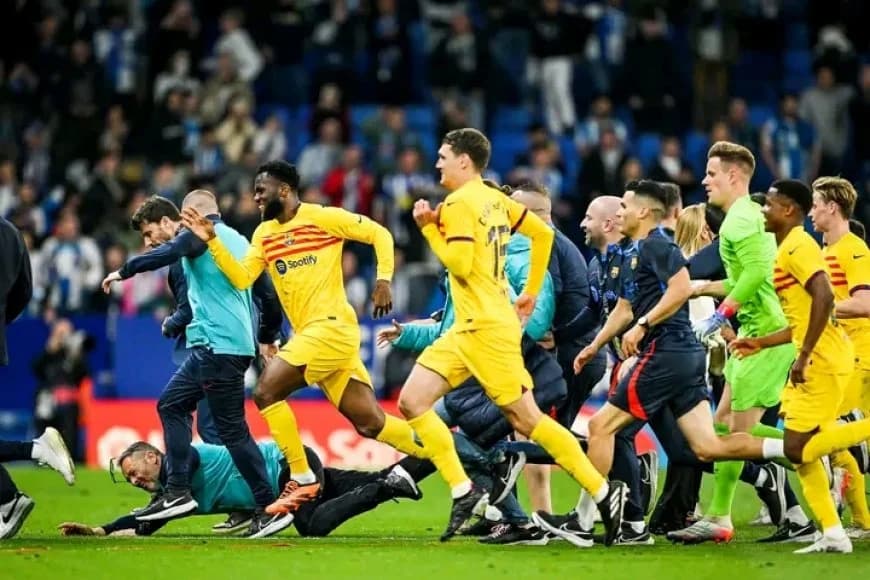 Abakinnyi ba FC Barcelona bari bivuganywe n'abafana ba Espanyol ( AMAFOTO)