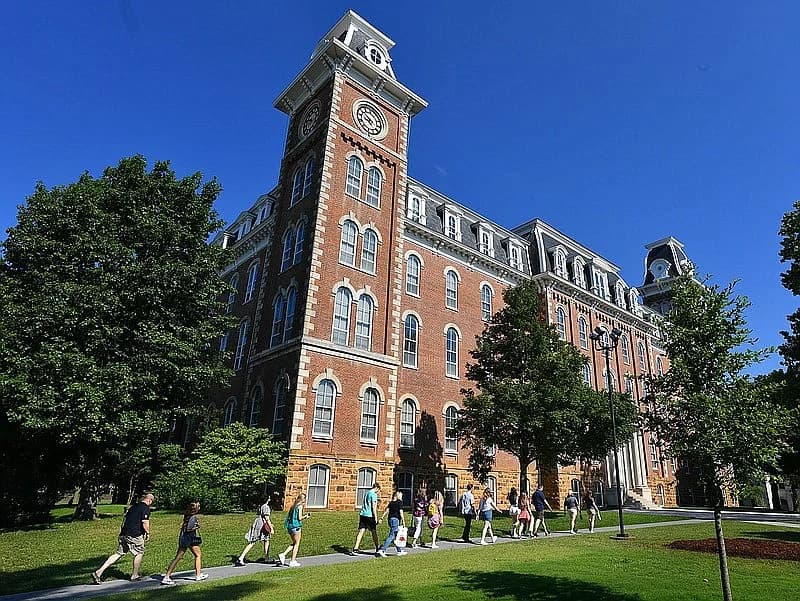 University of Arkansas Cuts Tuition Fees for Rwandans