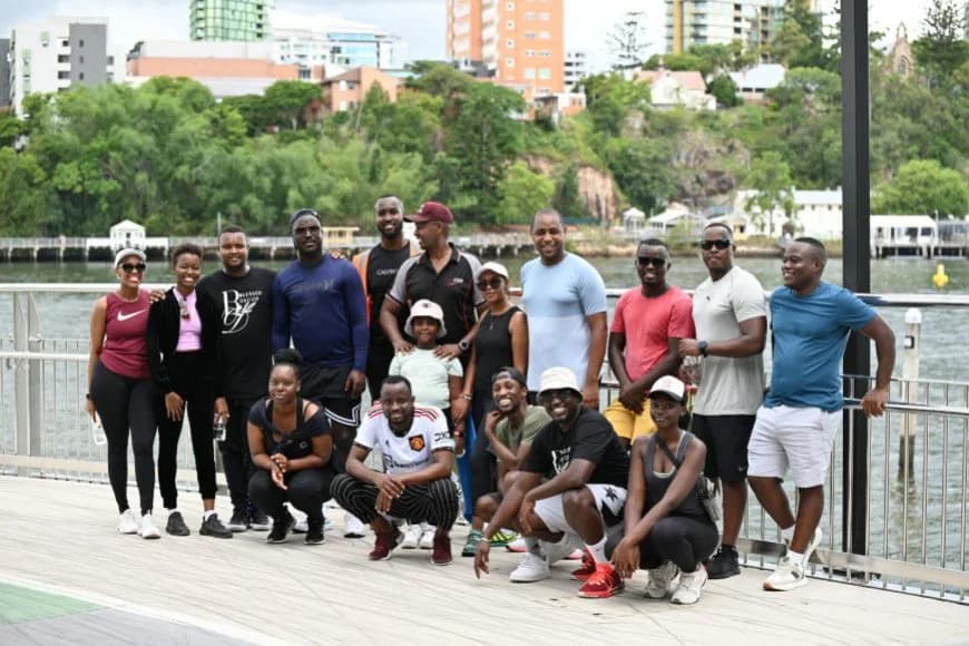 Ambassador w'u Rwanda muri Australia  Uwihanganye Jean Dieu yifatanyije n’Anyarwanda batuye muri Queensland mu gikorwa cya siporo rusange