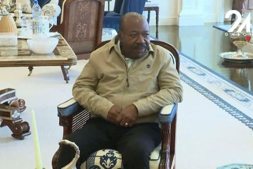 Gabon: Ali Bongo wahiritswe ku butegetsi yarekuwe