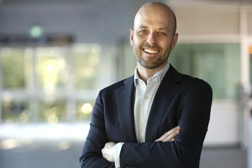 Sydney: Former McKinsey consultant preselected for safe Liberal seat Cook
