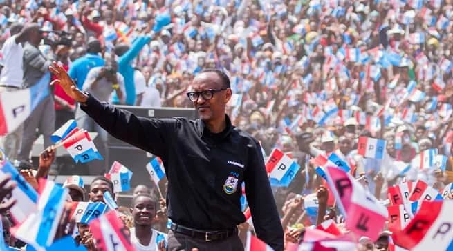 Ibyamamare n'Abahanzi Baganiriye k'Ubudasa Bwa Perezida Kagame