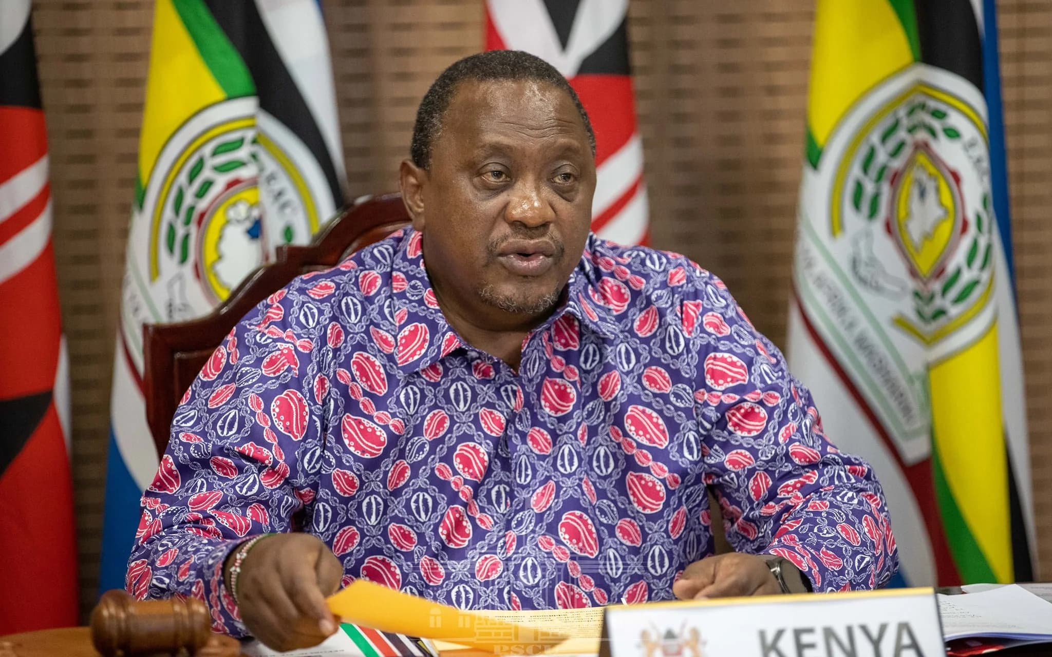 Kenyatta arashinja abayobora Kenya kwirengangiza impamvu y'Abigaragambya