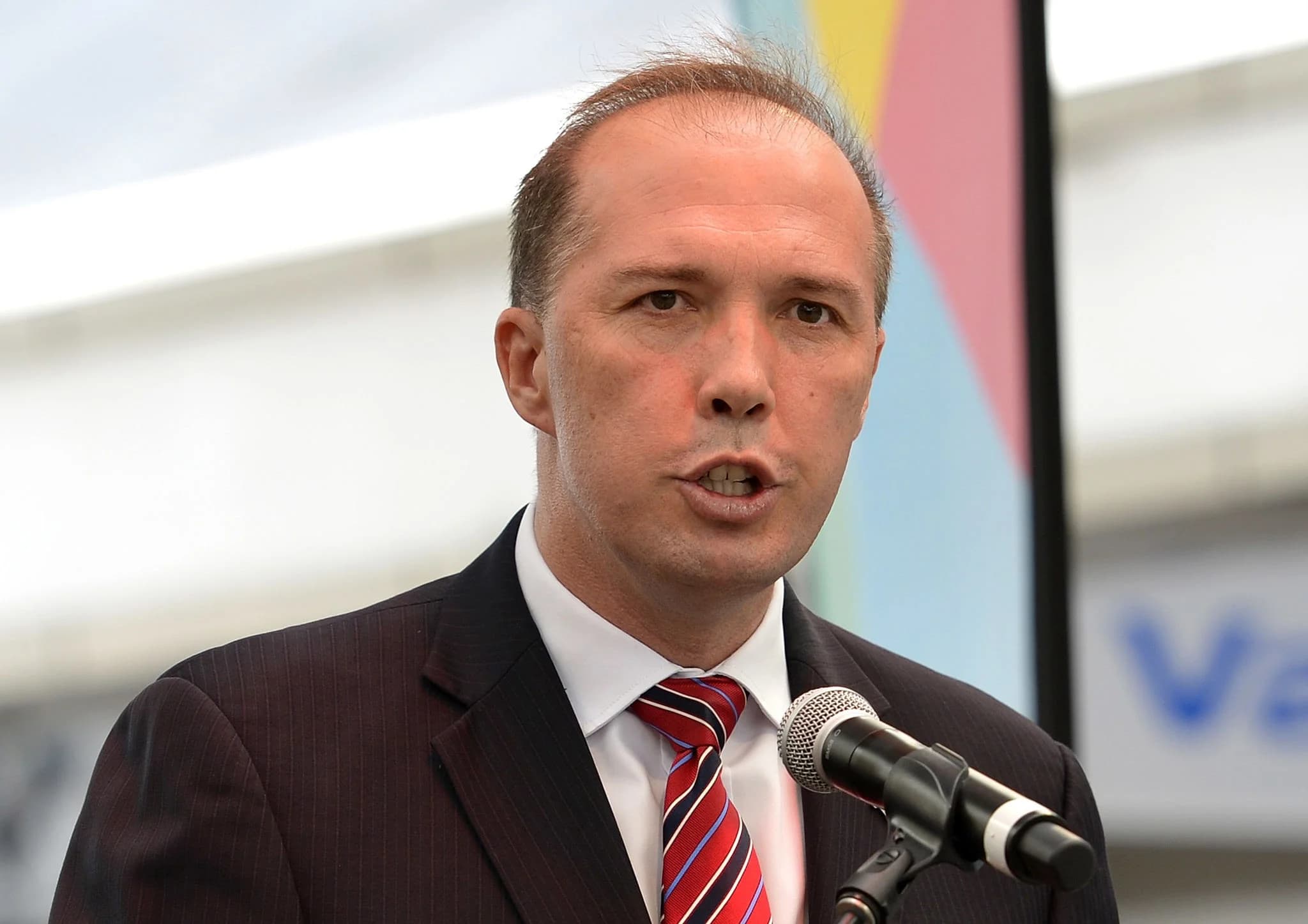 Peter Dutton's Nuclear Reactor Plan: An Expensive Proposition Without a Price Tag