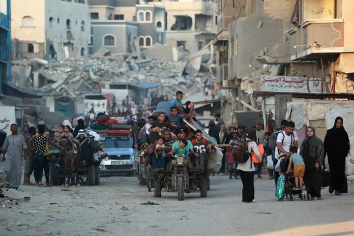 IDF Preparing to Invade Khan Younis, Beryl Hurricane, Trump Immunity, & More