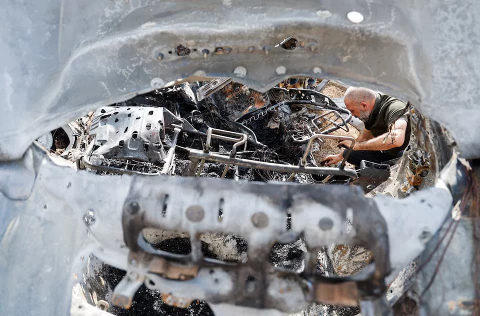 Israeli Forces Raid Tulkarem After Air Strike Kills Hamas Leader