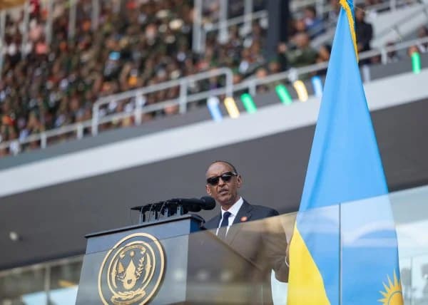 Perezida Kagame yarahiriye kuyobora u Rwanda