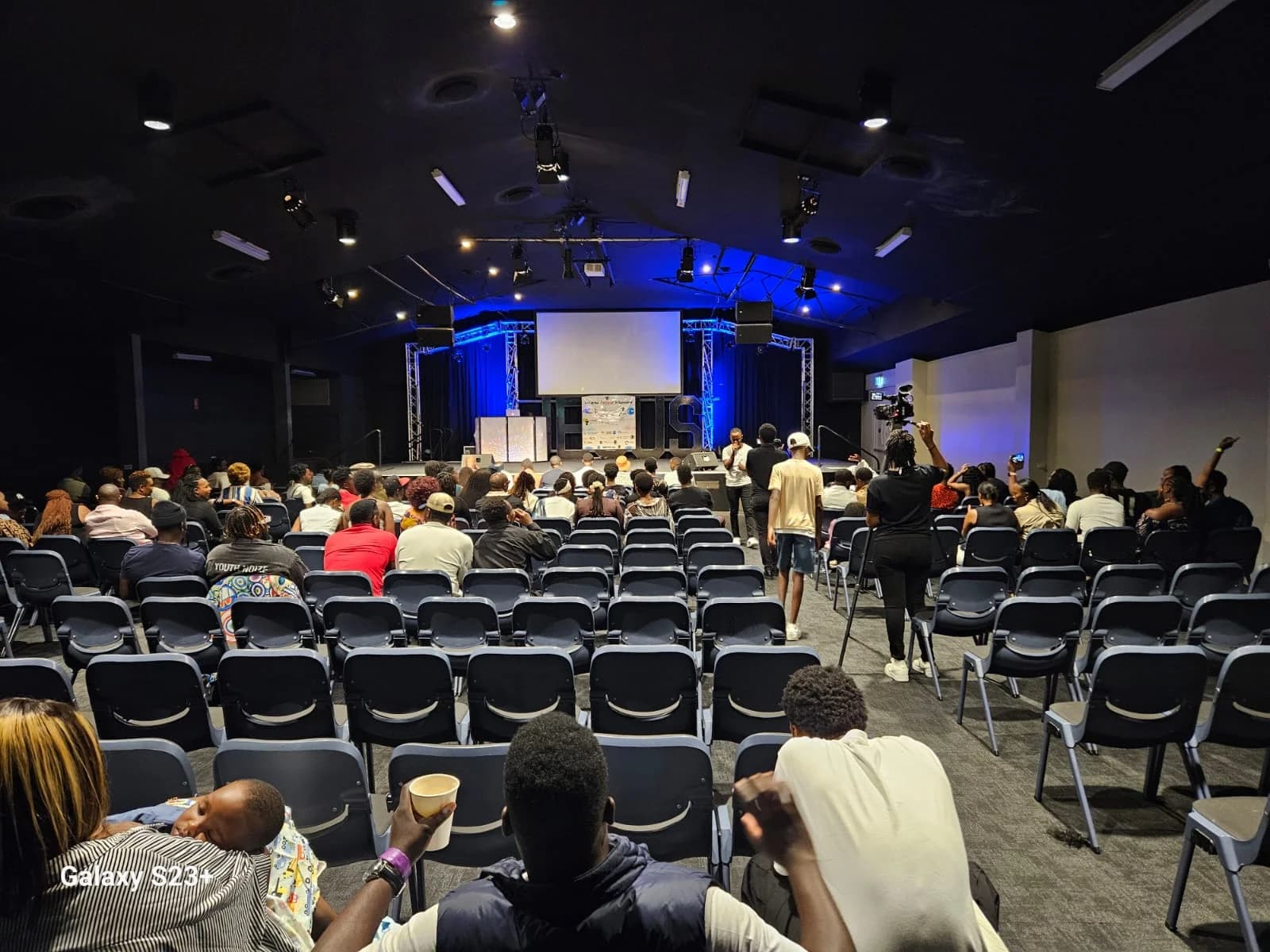 Mutare Gaby Returns to the Stage in Brisbane After 8 Years: A Triumphant Performance