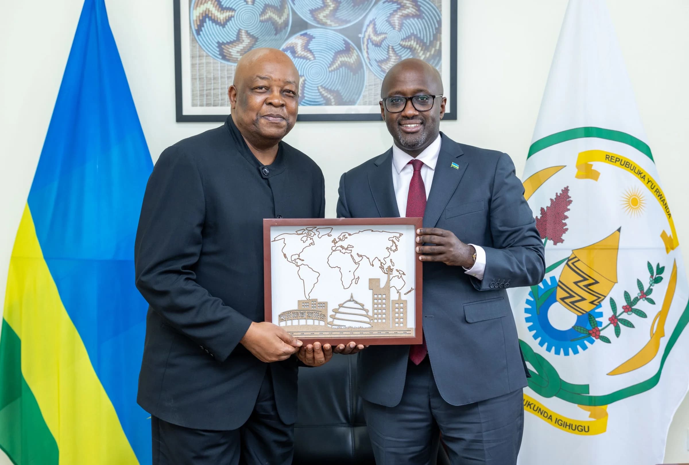 South Africa High Commissioner in Rwanda Bids Farewell to Minister Nduhungirehe