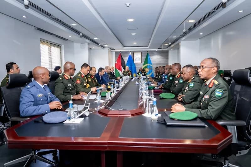 Rwanda, Jordan discuss enhancing cooperation in defence forces