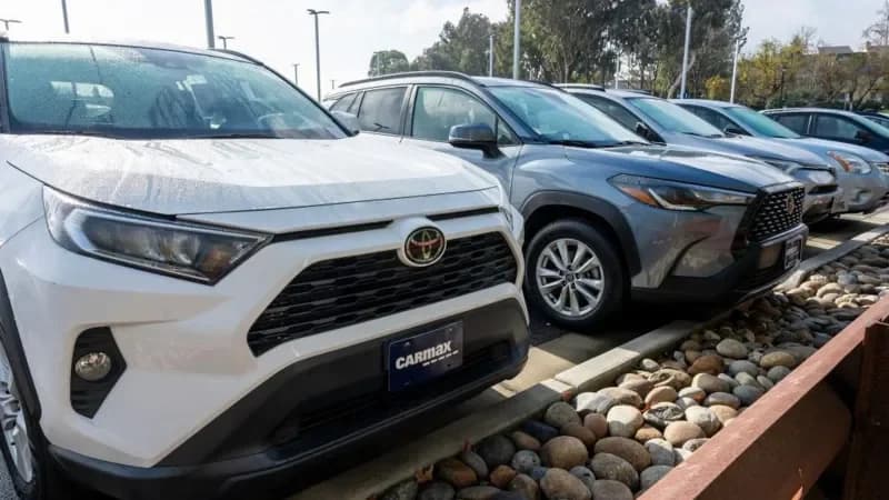 Trump's New 25% Tariff on Car Imports: Potential Disruptions and Economic Impact