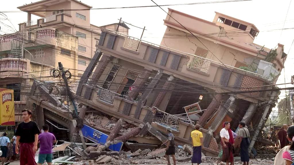 Myanmar: 7.7 magnitude earthquake kills over 1,000