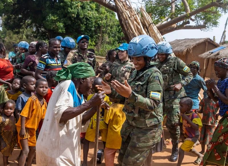 CAR: Rwandan female Peacekeepers, local women in celebrate International Women’s Day