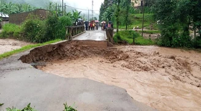 Kigali: Heavy rainfall kills two, destroys dozen of houses