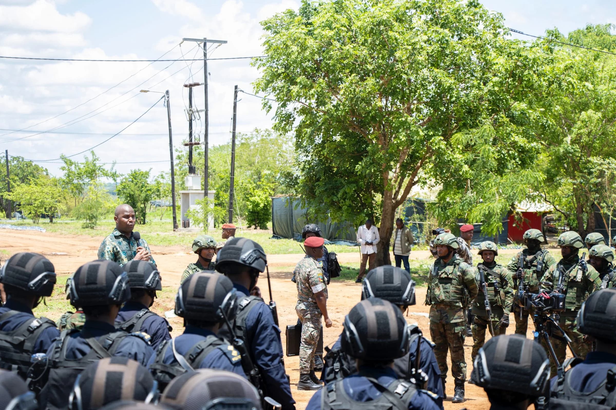 Mozambican President visits Rwanda security force in Cabo Delgado