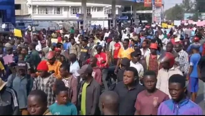 Goma residents demonstrate against AFC/M23 withdrawal from Uvira