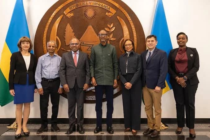 President Paul Kagame met with leaders from the Global Learning Council, UNITAR, Villars Institute, and Deshpande Foundation at Urugwiro Village to discuss global learning, innovation, and sustainable development partnerships.
