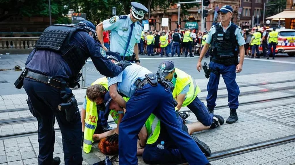 New South Wales Police Force Under Investigation After Protest Violence in Sydney