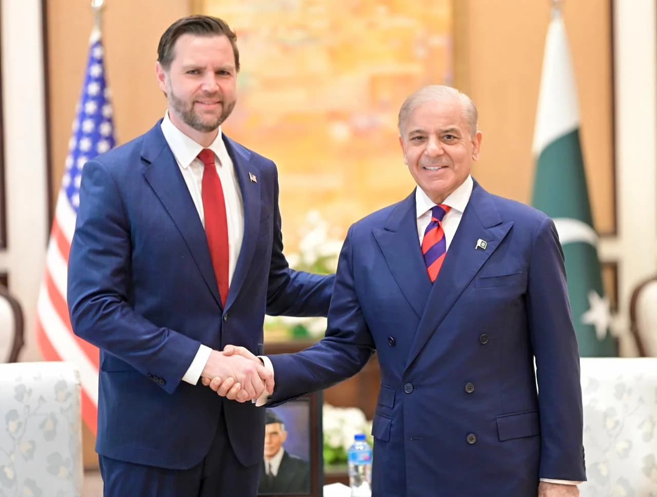 US and Iran hold separate talks with Pakistan PM ahead of high-stakes peace negotiations
