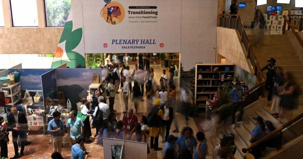 56 Nations Gather in Colombia to Phase Out Fossil Fuels, Without the U.S.