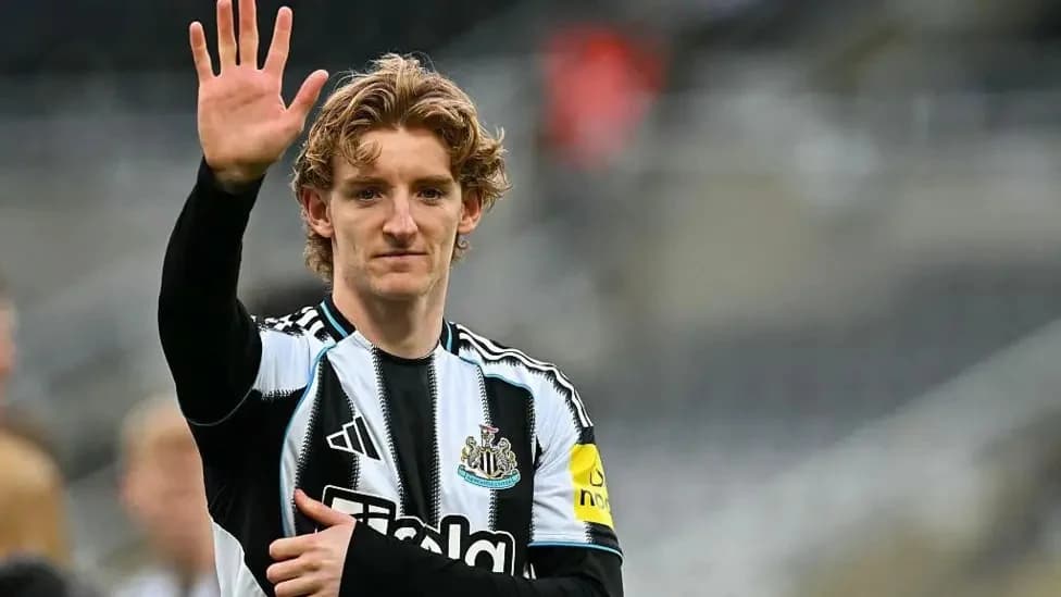 Barcelona agree £69m-plus deal with Newcastle for Anthony Gordon