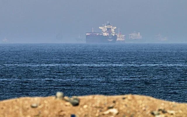 U.S. Destroys Iranian Boats in Hormuz Operation; Iran Denies