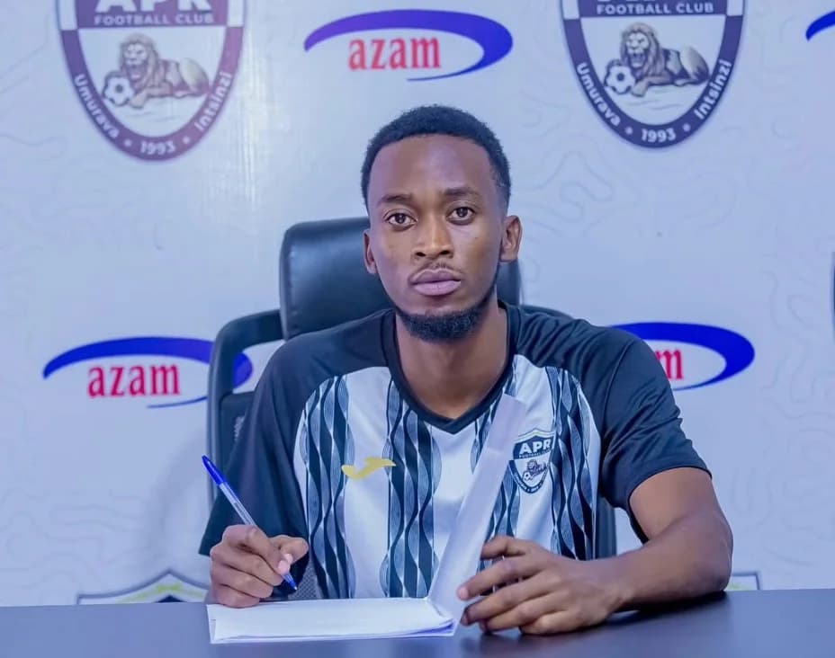 Ishimwe Christian yagarutse muri APR FC asinya amasezerano y’imyaka ibiri