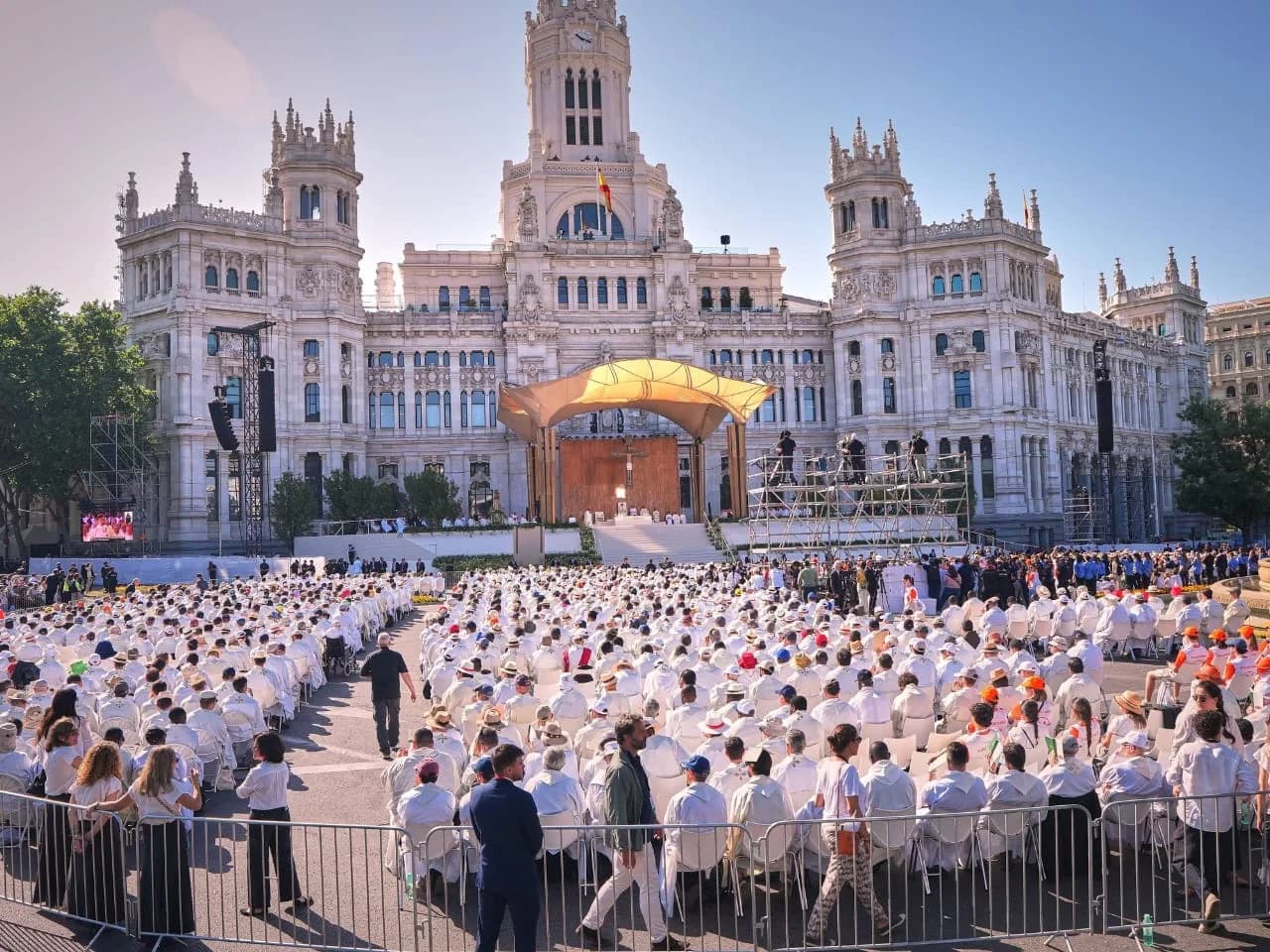 A Sea of Faith: More Than 1.2 Million Gather for Pope Leo XIV’s Historic Mass in Madrid