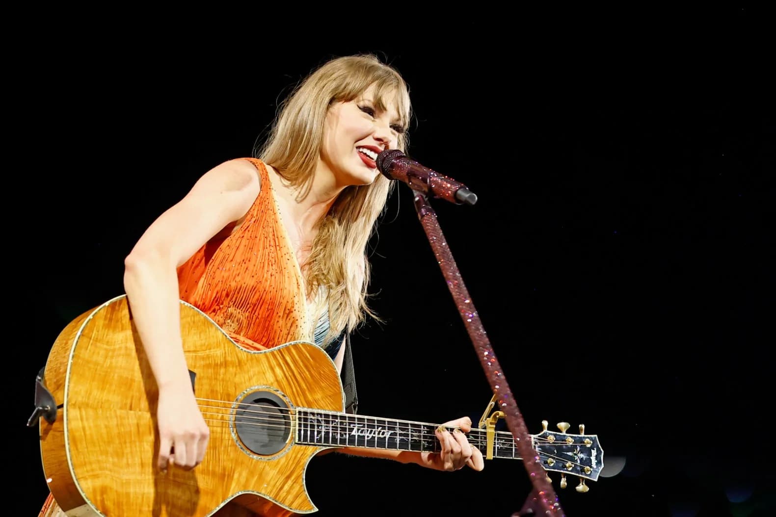 Taylor Swift agiye gutigisa isi ya sinema: Yahishuye indirimbo nshya yandikiye ‘Toy Story 5’