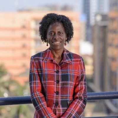 Mushiki wa Besigye yimukiye muri gereza ya Luzira kugira ngo amwitaho amasaha 24