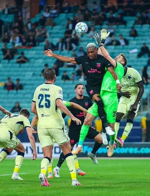 Joy-Lance Mickels yakoze agahigo gashya muri UEFA Champions League