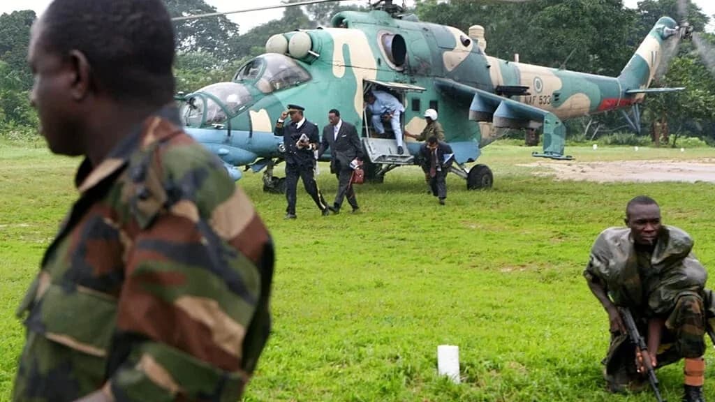 Abasirikare 27 bahitanywe n' impanuka y'indege muri Nigeria.