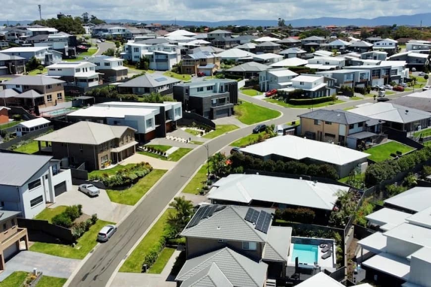 Australia: Inteko Ishinga Amategeko yahaye umugisha umushinga wa Guverinoma wo kubaka inzu 30,000